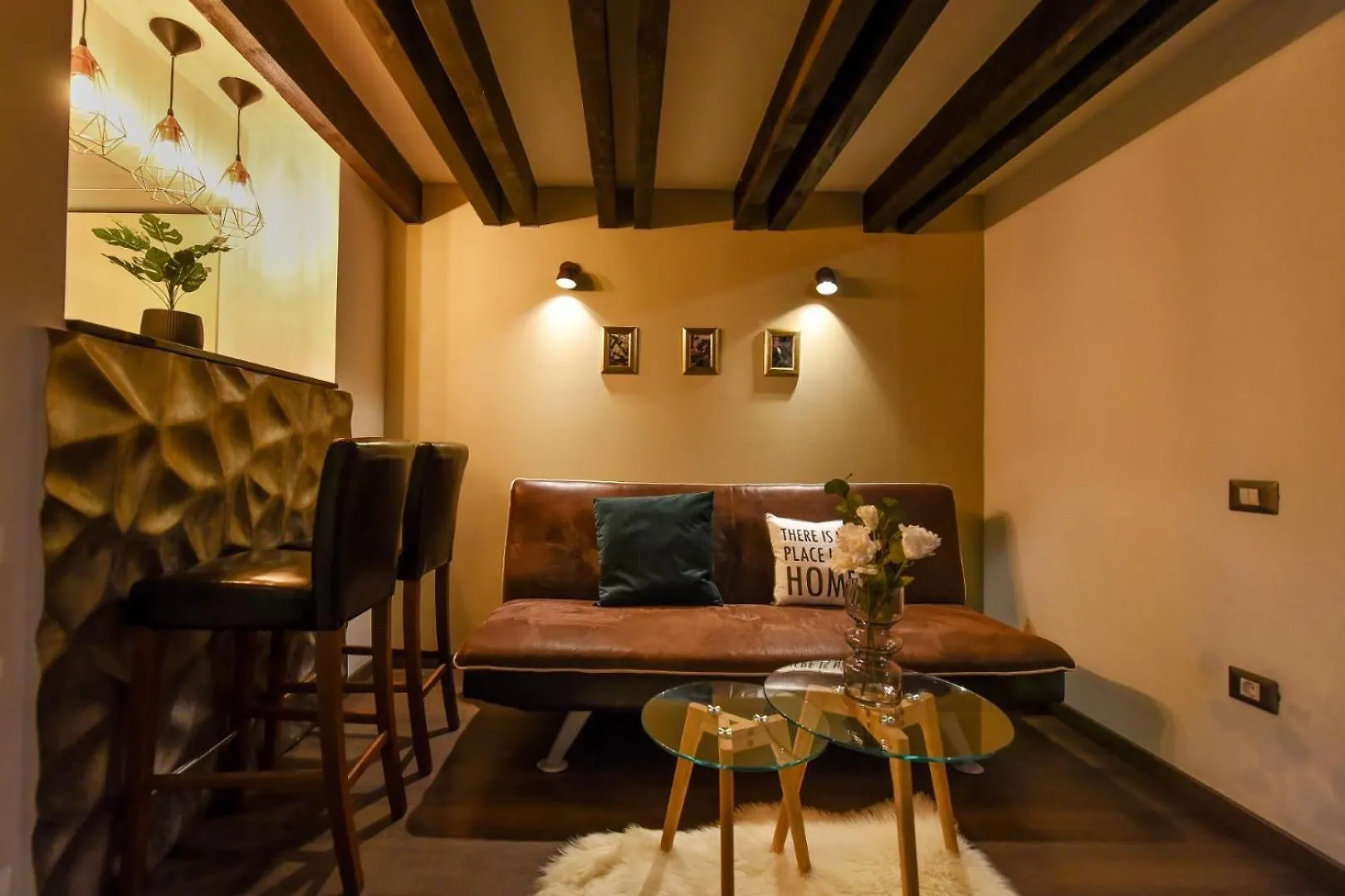 בוקרשט Regina Elisabeta Duplex-Style Studios: Cozy Haven In The City Center דירה