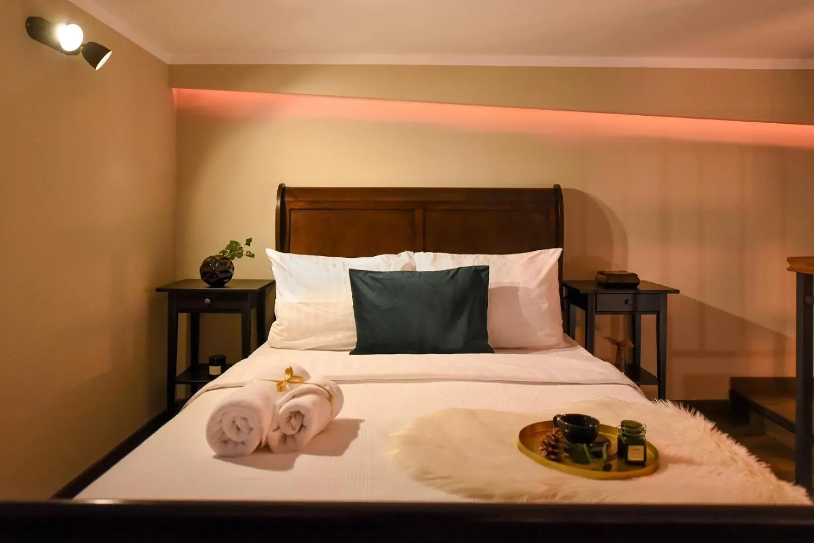 דירה בוקרשט Regina Elisabeta Duplex-Style Studios: Cozy Haven In The City Center