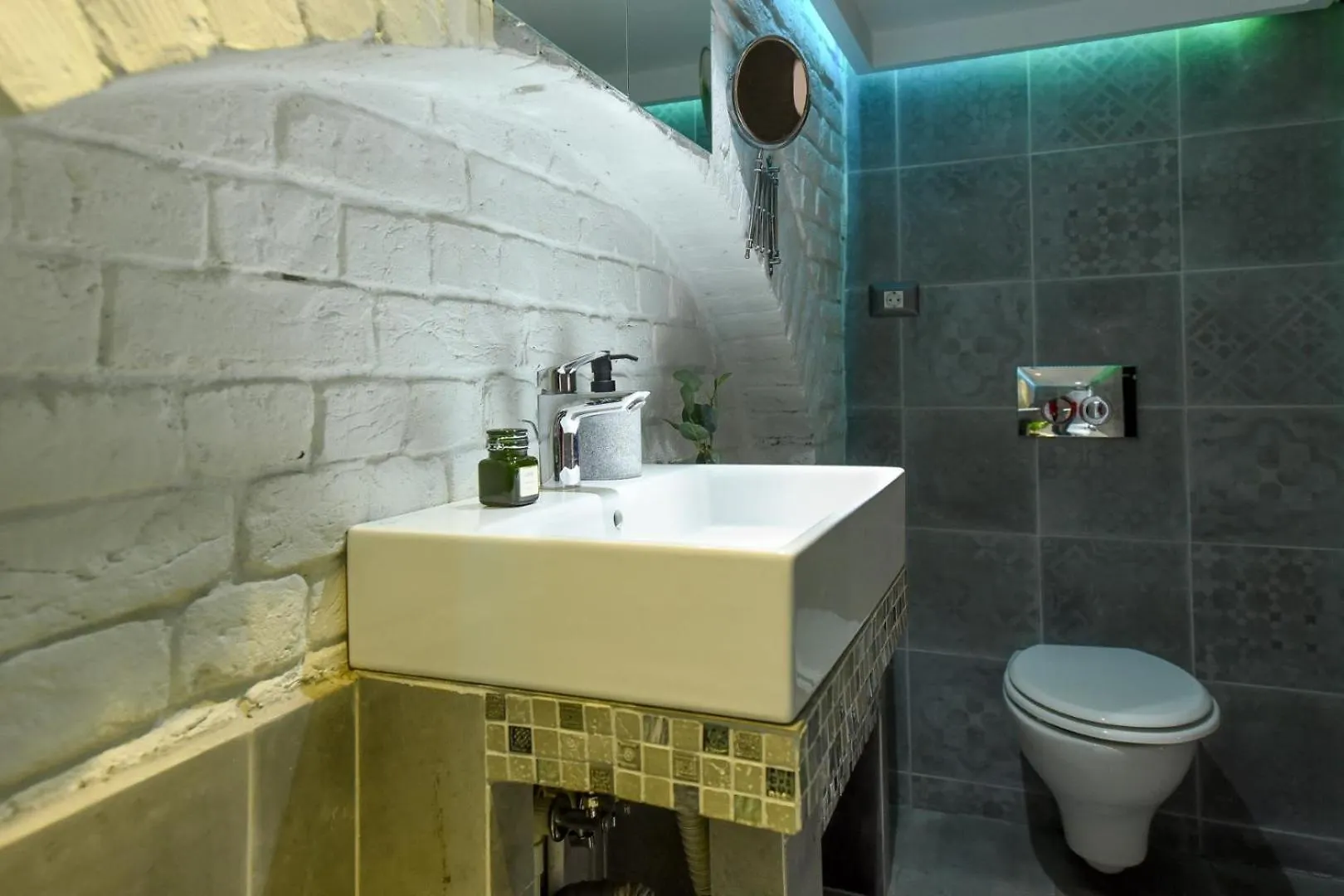 Regina Elisabeta Duplex-Style Studios: Cozy Haven In The City Center Bucharest