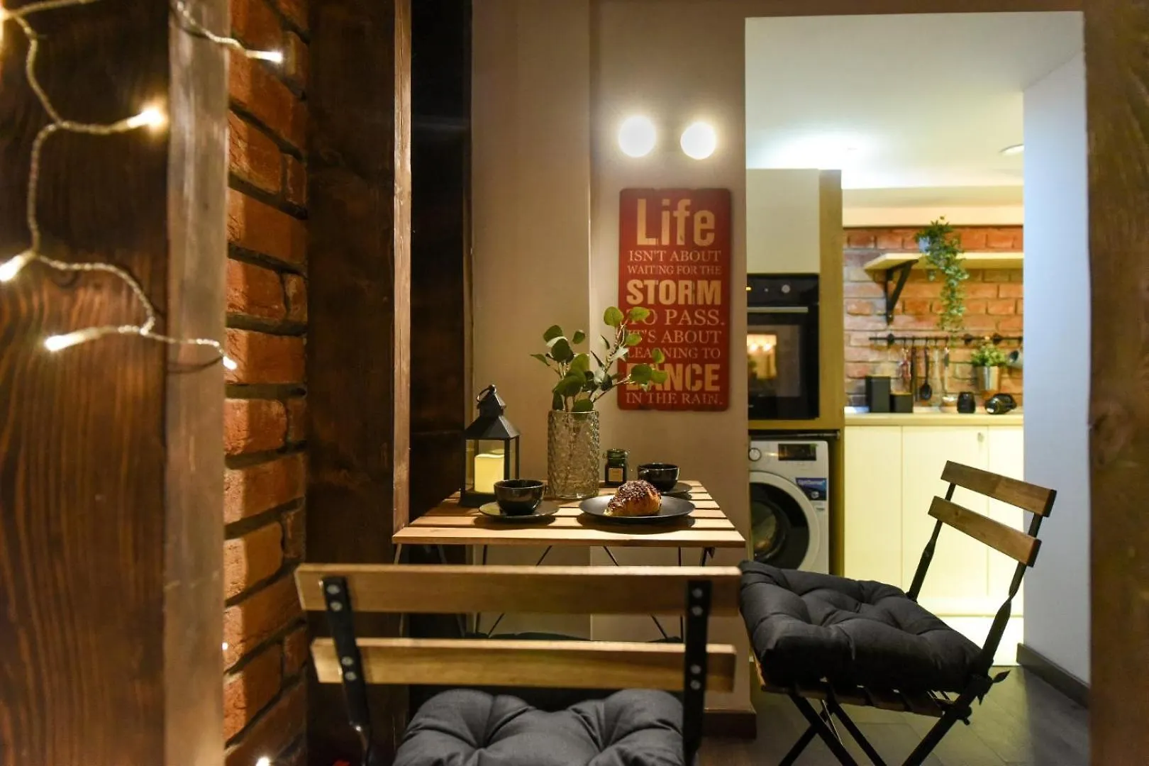Regina Elisabeta Duplex-Style Studios: Cozy Haven In The City Center Bucharest Apartment